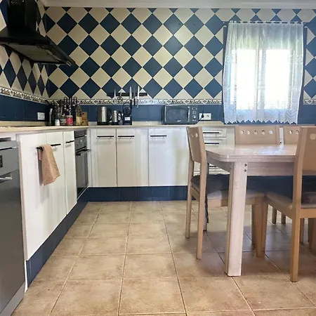 Paraiso De La Luz 7 Bedrooms, Swimming Pool & 4 Bathrooms Kadyks